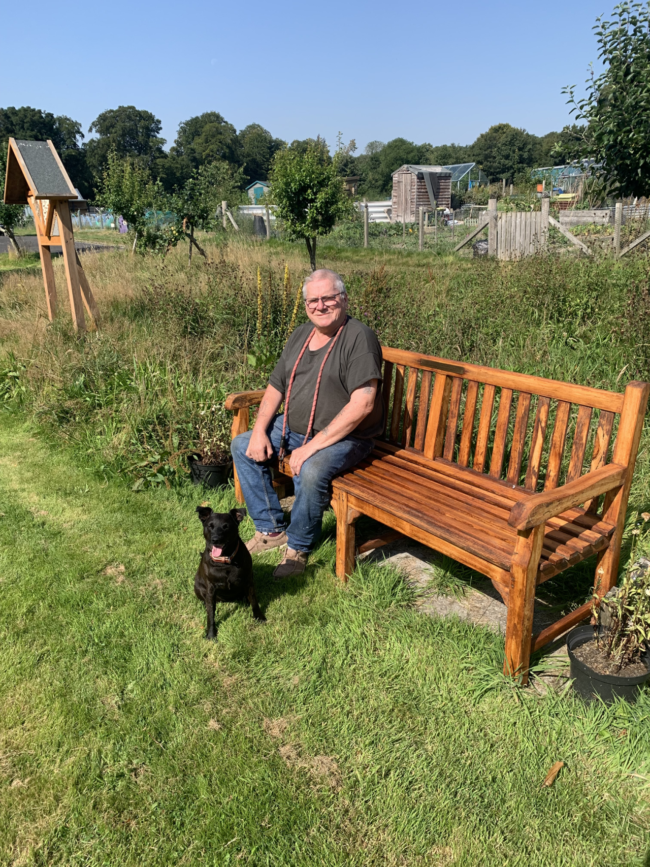 Sandy Inkster A Fresh Look for Sandy Inkster’s Bench – Garthdee Allotments